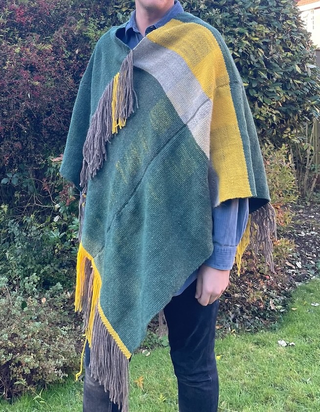 poncho 3